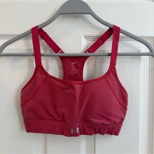 Under Armour Women’s pink UA Reflect Mid Sports Bra size small